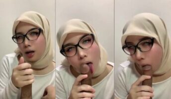 Sesi Private Ibu Dosen Berjilbab Kangen Isep Otong Tatapan Sadis