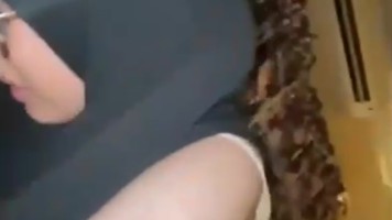 Cewek Jilbab Pecah Perawan sama Pacar Viral