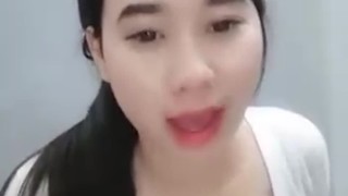 Bokep Indo Premium Kak Amerlita Sepong Kontol Live